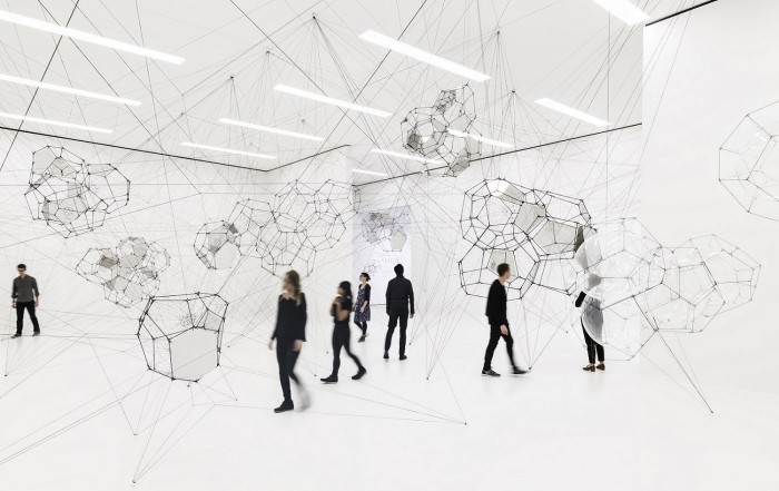 1. Tomás Saraceno Stillness in Motion—Cloud Cities; installation view at the San Francisco Museum of Modern Art, December 17, 2016–May 21, 2017; photo Katherine Du Tiel